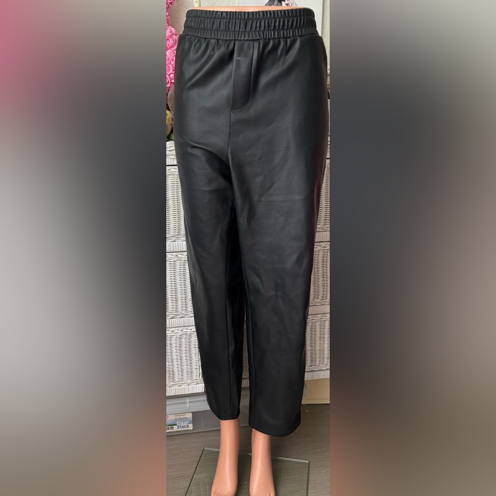 Tagoo Pants faux leather straight leg High Ride elastic waist in Black Size XL